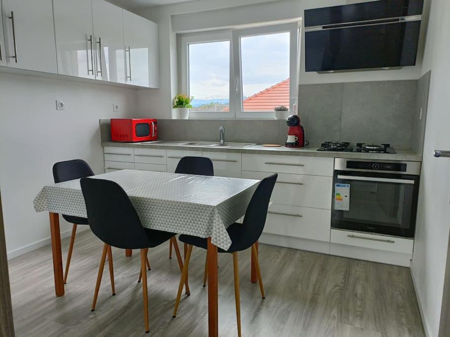 Appartement Entier F3 Renove - Petite Pause A זלסטאט מראה חיצוני תמונה